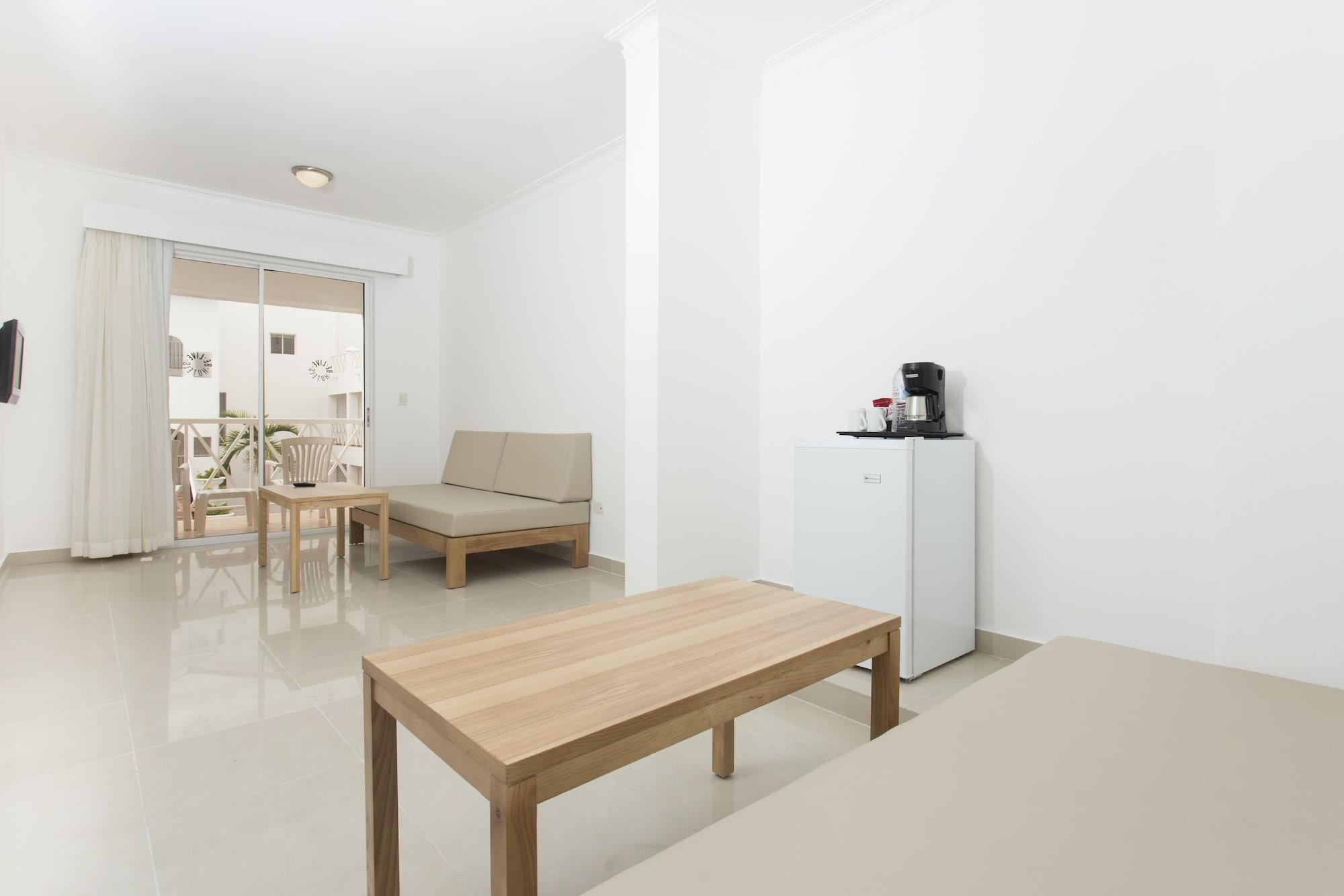 Apartamentos Punta Cana By Be Live カベサ・デ・トロ エクステリア 写真