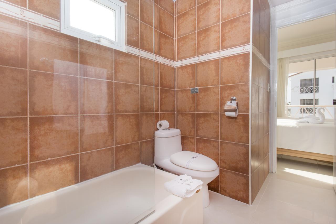 Apartamentos Punta Cana By Be Live カベサ・デ・トロ エクステリア 写真